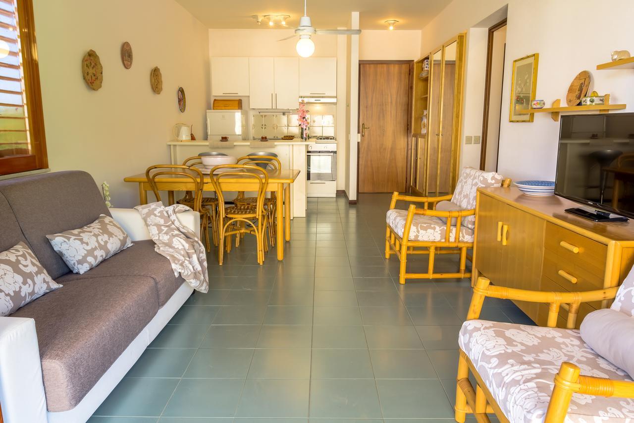 Blue Wood Apartment Letojanni Dış mekan fotoğraf