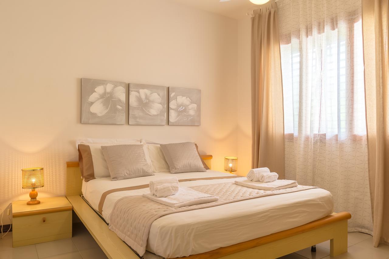 Blue Wood Apartment Letojanni Dış mekan fotoğraf